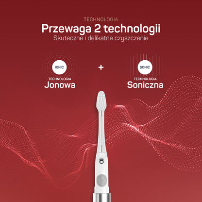 Zbliżenie na główkę szczoteczki TESLA Travel czerwona z miękkim włosiem sonicznym